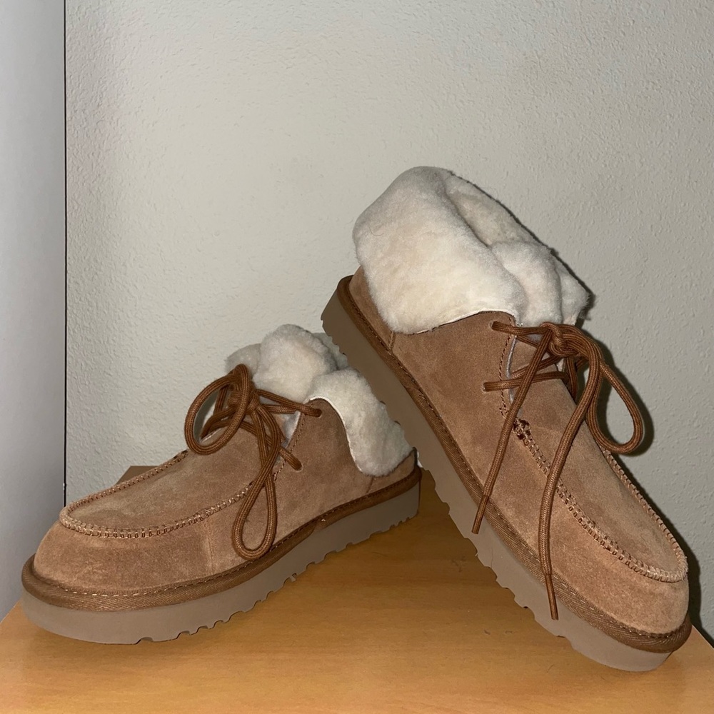 UGG Diara Slipper women’s size 10